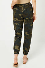 Load image into Gallery viewer, Camo Drawstring Jogger
