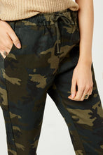 Load image into Gallery viewer, Camo Drawstring Jogger
