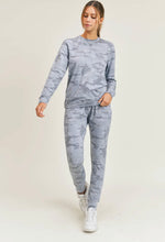 Load image into Gallery viewer, Light Camo Joggers With Drawstrings Blue
