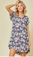 Load image into Gallery viewer, Fabulous Day Floral Shift Dress
